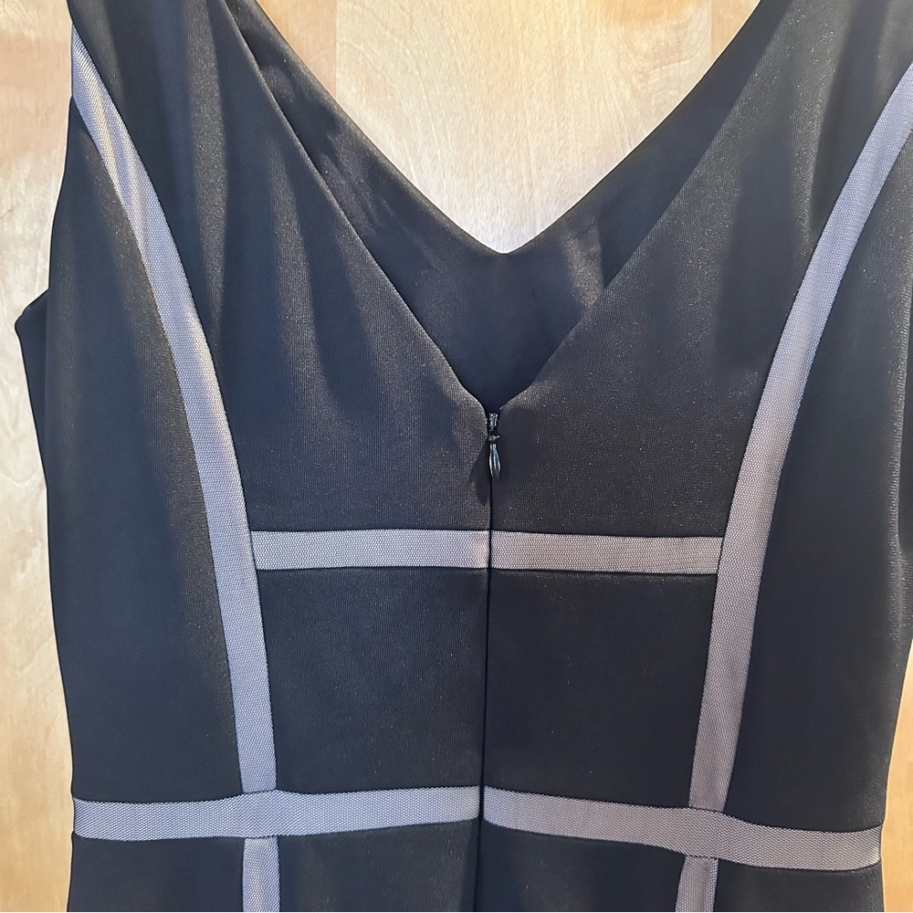 White House Black Market Black Gown NWT size 4 - Picture 11 of 14